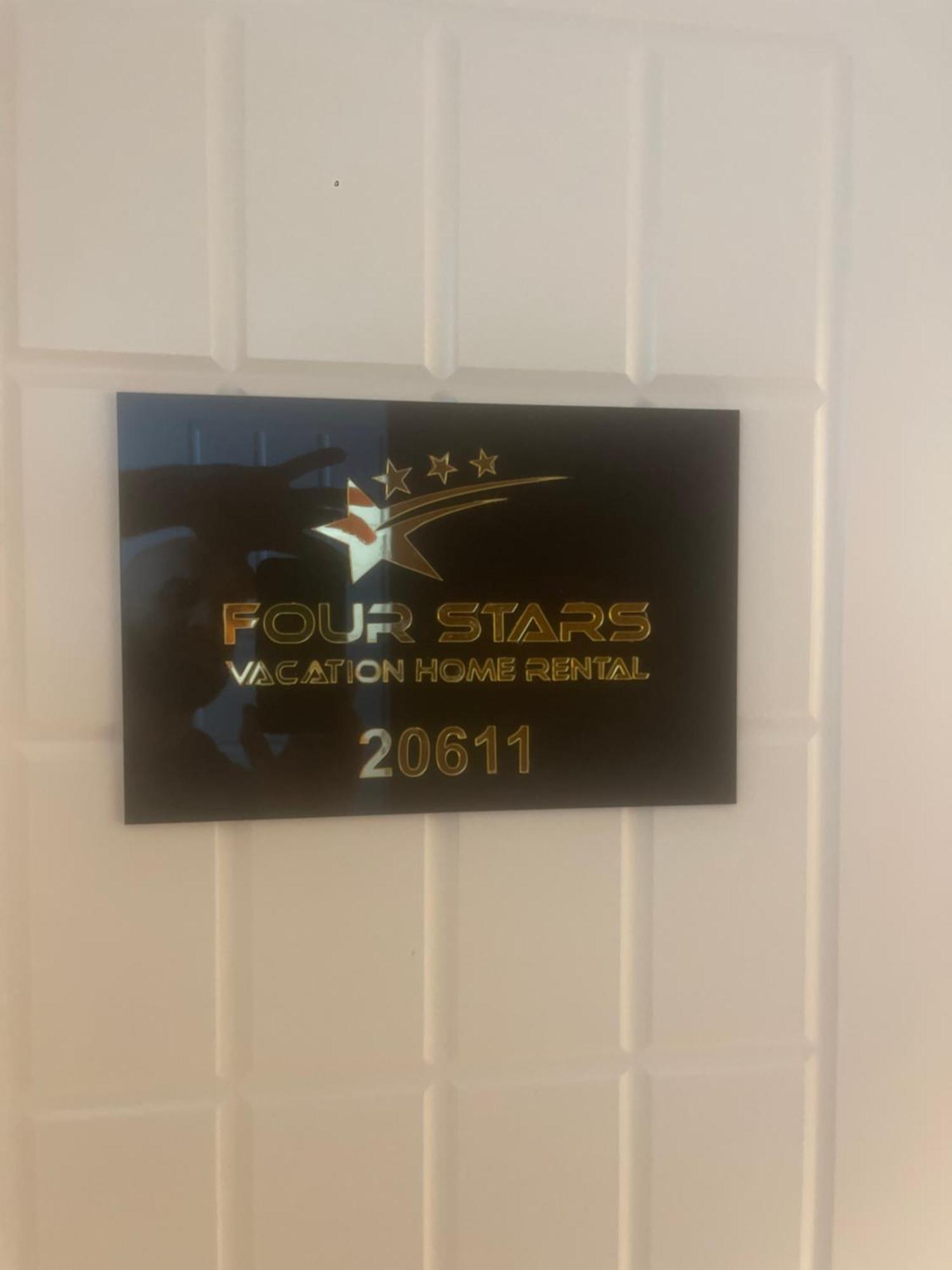 Four Stars Hostel Dubai Exterior foto