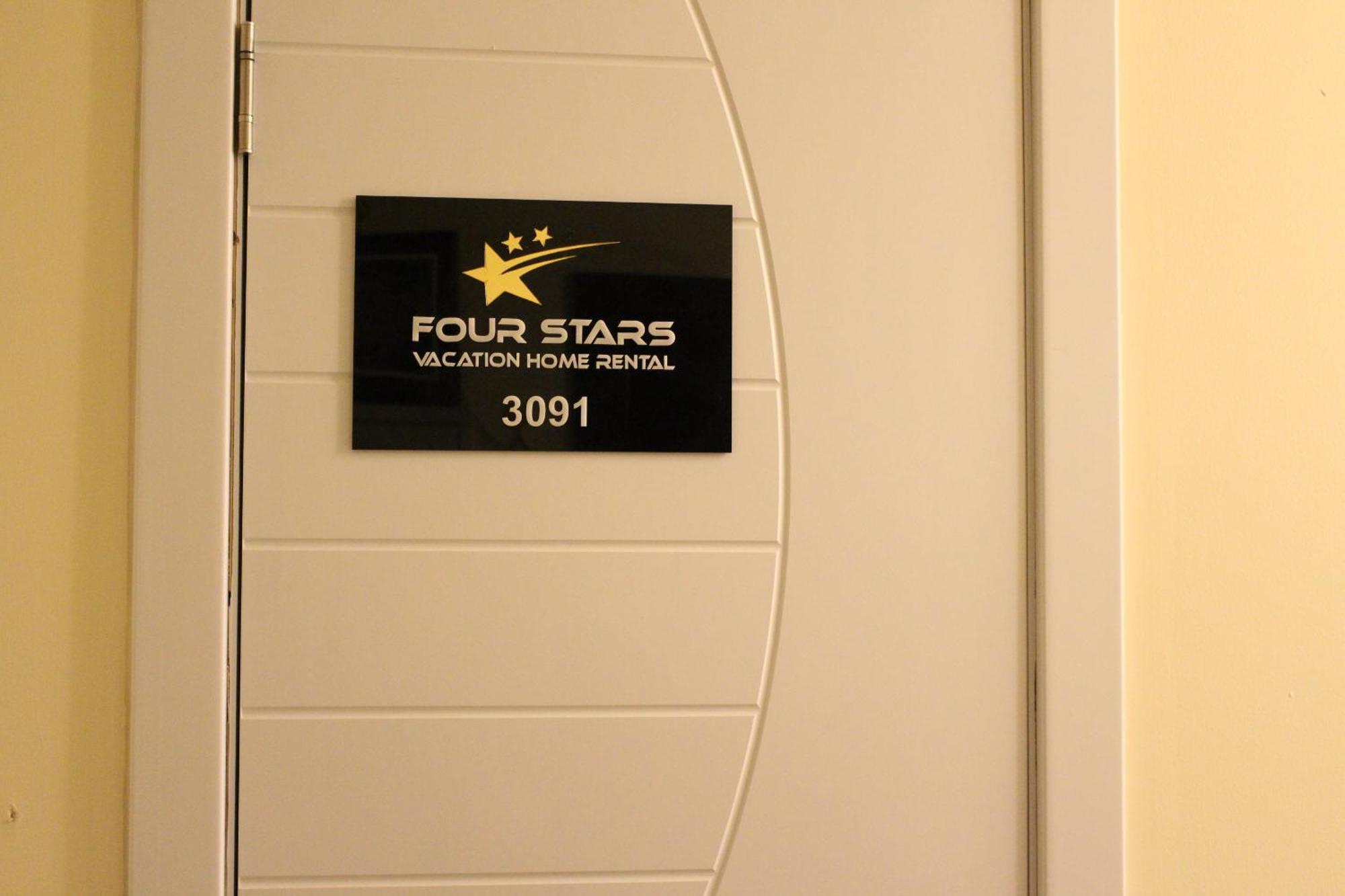 Four Stars Hostel Dubai Exterior foto