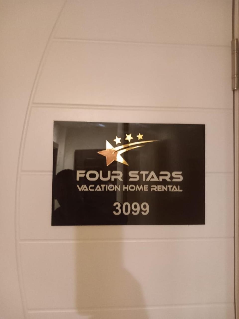 Four Stars Hostel Dubai Exterior foto