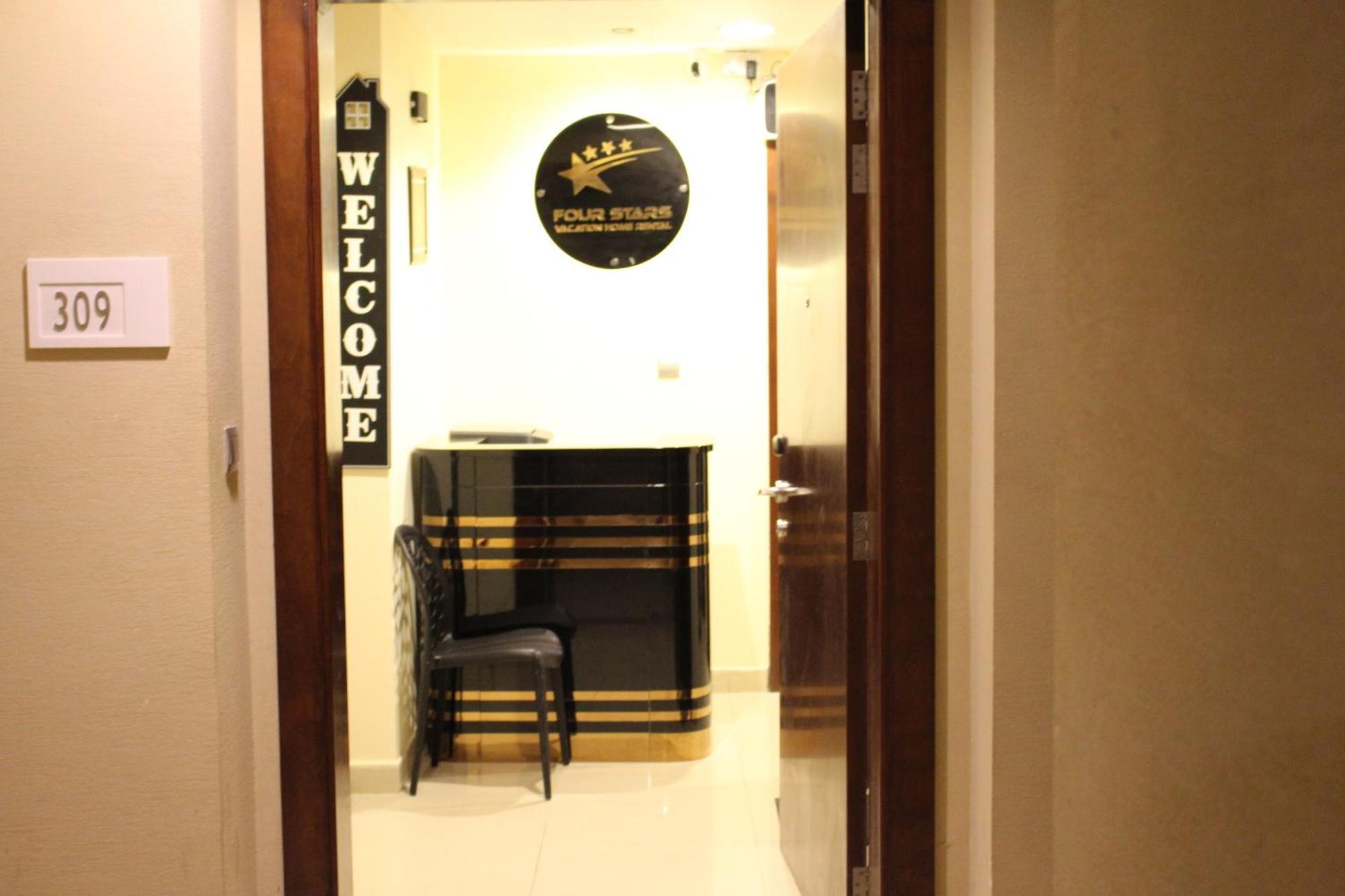 Four Stars Hostel Dubai Exterior foto