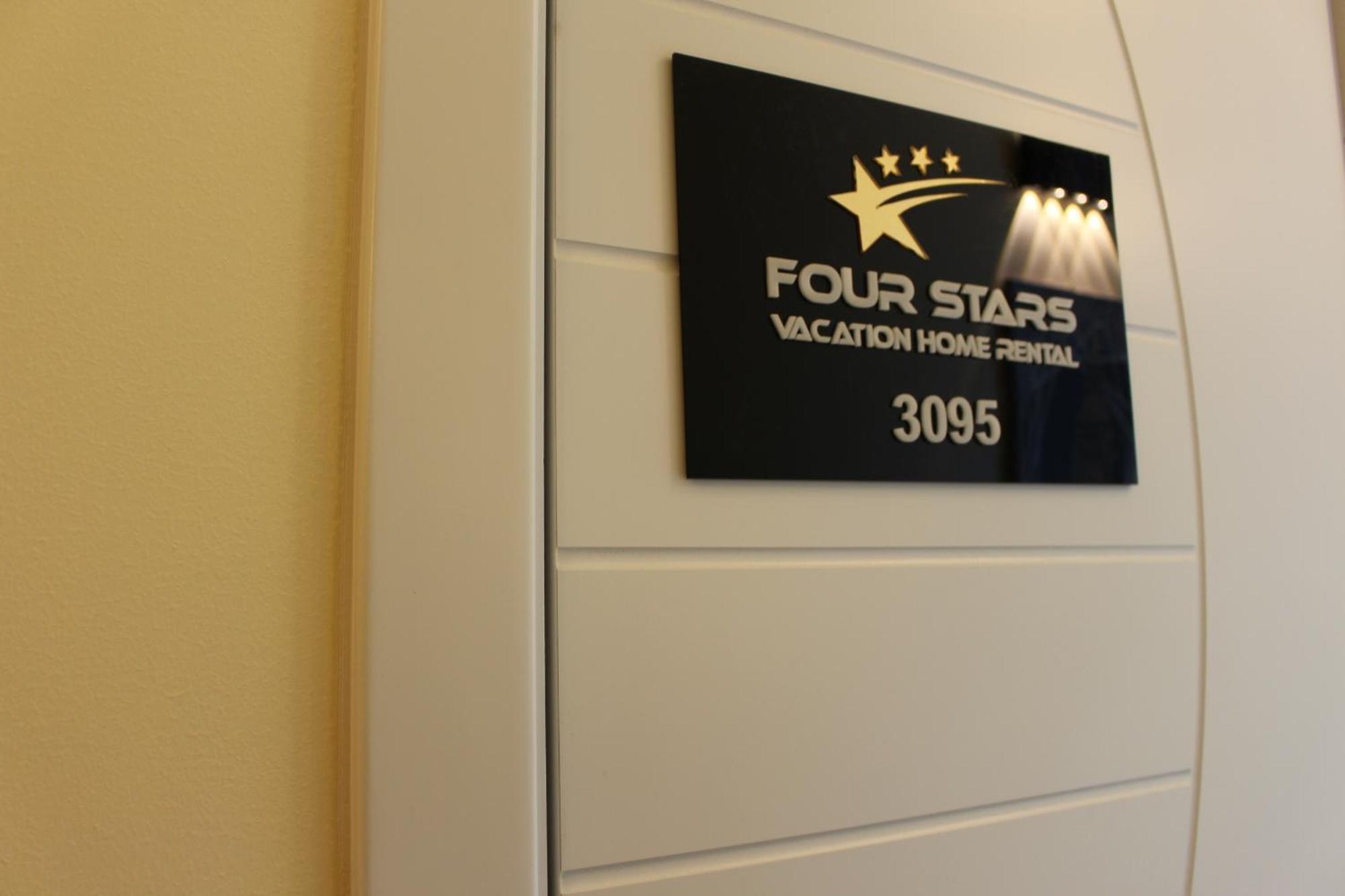 Four Stars Hostel Dubai Exterior foto